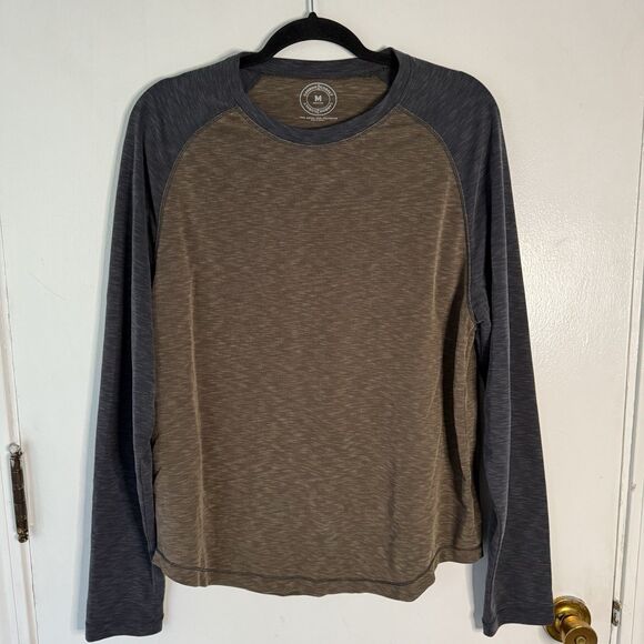 Carbon 2 Cobalt Men’s M Long Sleeve T-Shirt Crewneck Color Block Lightweight Top - Picture 1 of 7